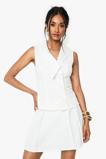 Collar Detail Tailored Waistcoat white