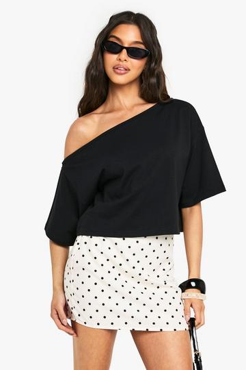 Off The Shoulder Boxy Crop T-Shirt black