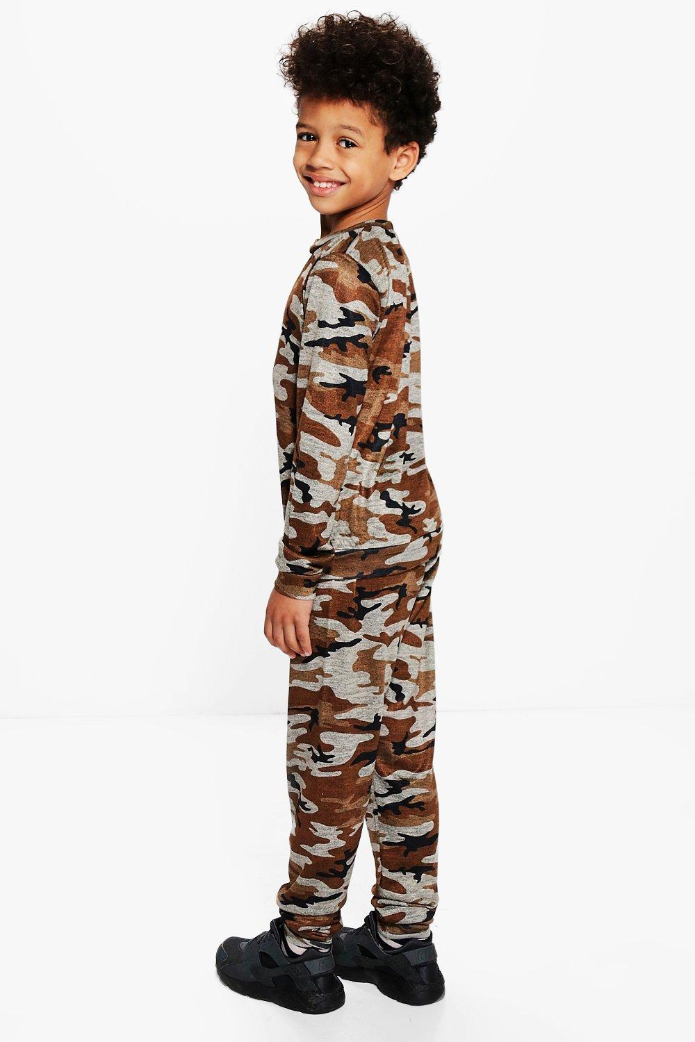 boys camo tracksuit