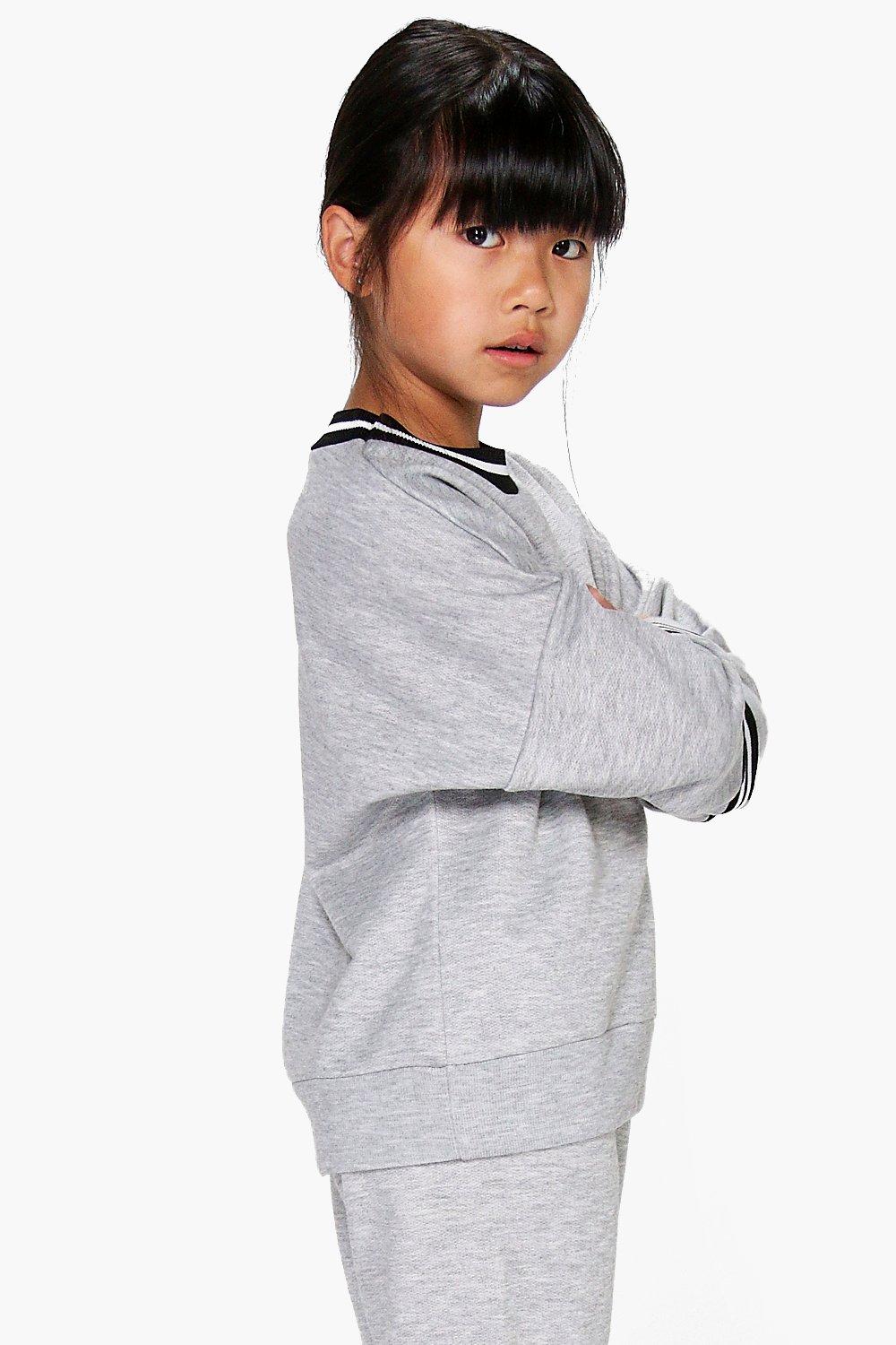 Girls Oversized Sports Sweat Jumper boohoo