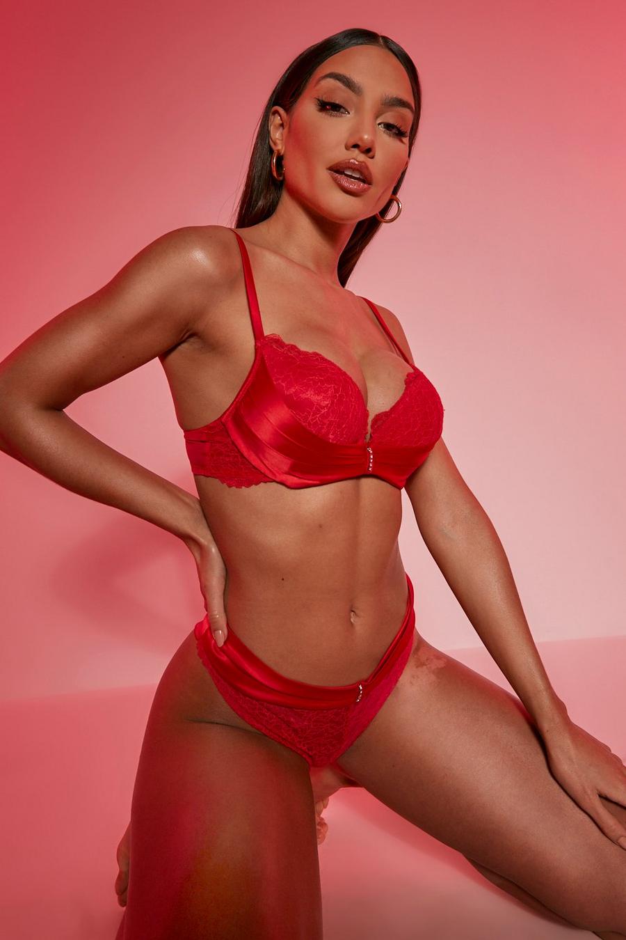 Red Super push-up bh i satin image number 1