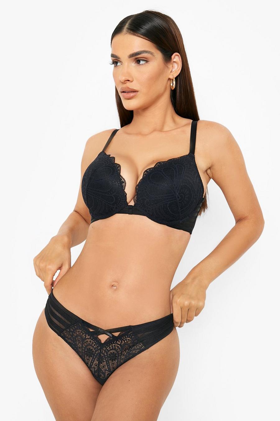 Black Layered Strapping Super Push Up Bra image number 1