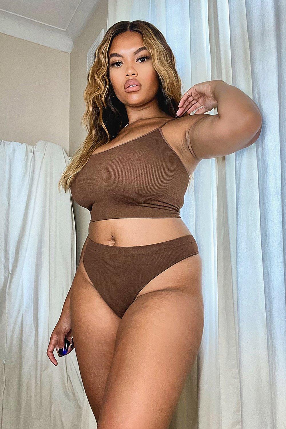 Chestnut Ribbed Seamless Thong