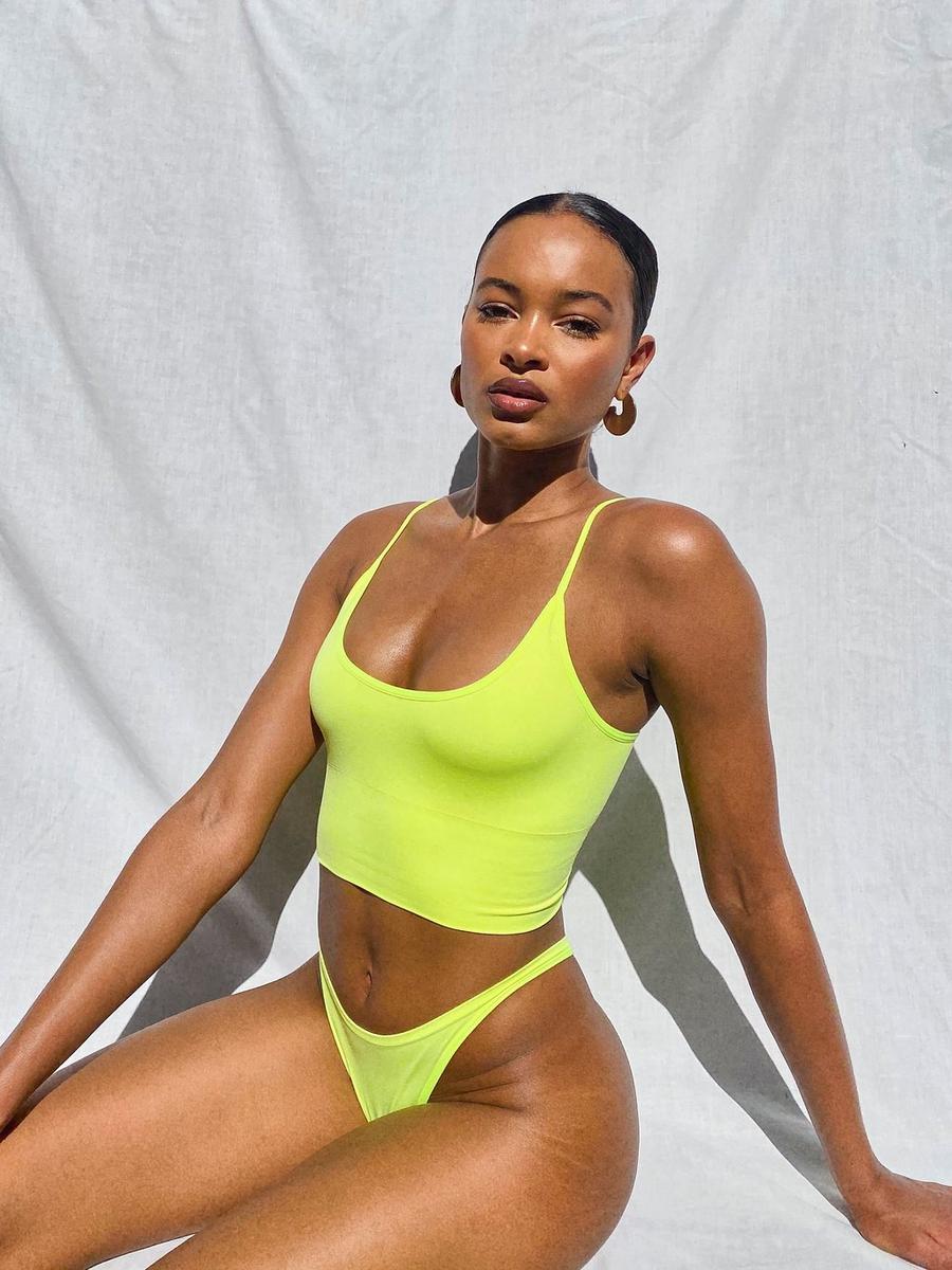 Neon-yellow Seamless Dip Front Thong image number 1