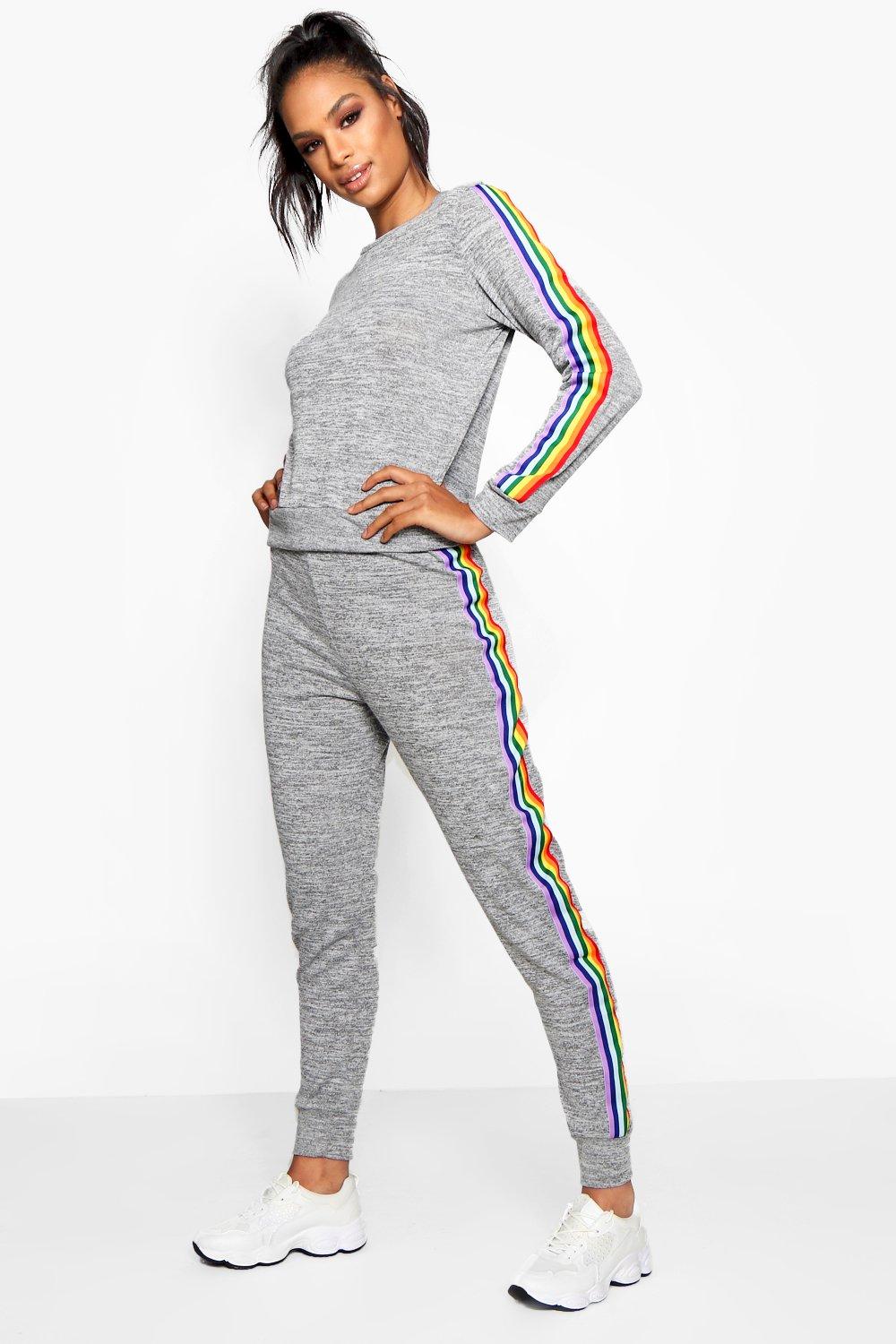 boohoo vinyl pants