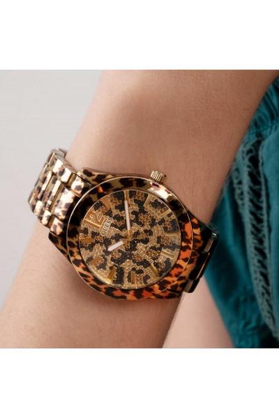 Guess Gold Fierce Stainless Steel Fashion Analogue Quartz Watch - Gw0450L1