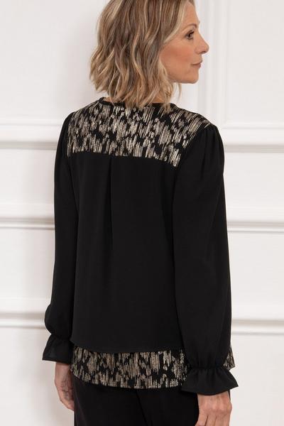 Anna Rose Black Crepe Layered Top With Necklace