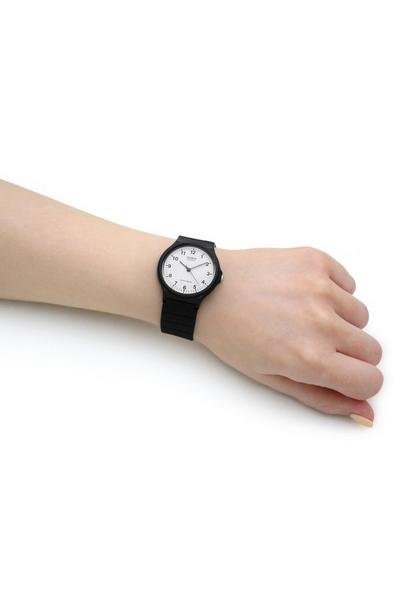 Casio White Classic Plastic/resin Classic Analogue Quartz Watch - Mq-24-7Bll