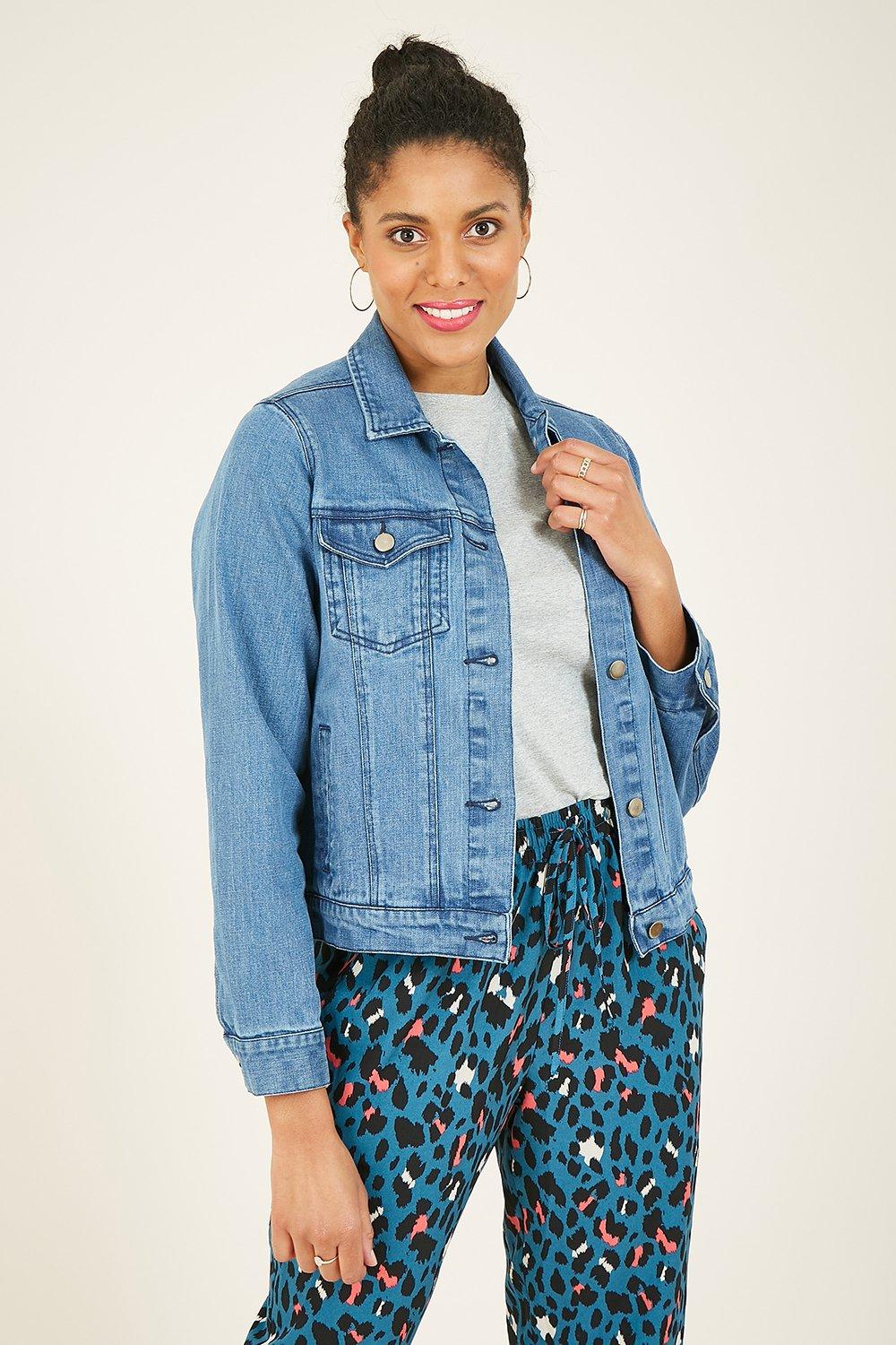 denim jacket and jeans for ladies