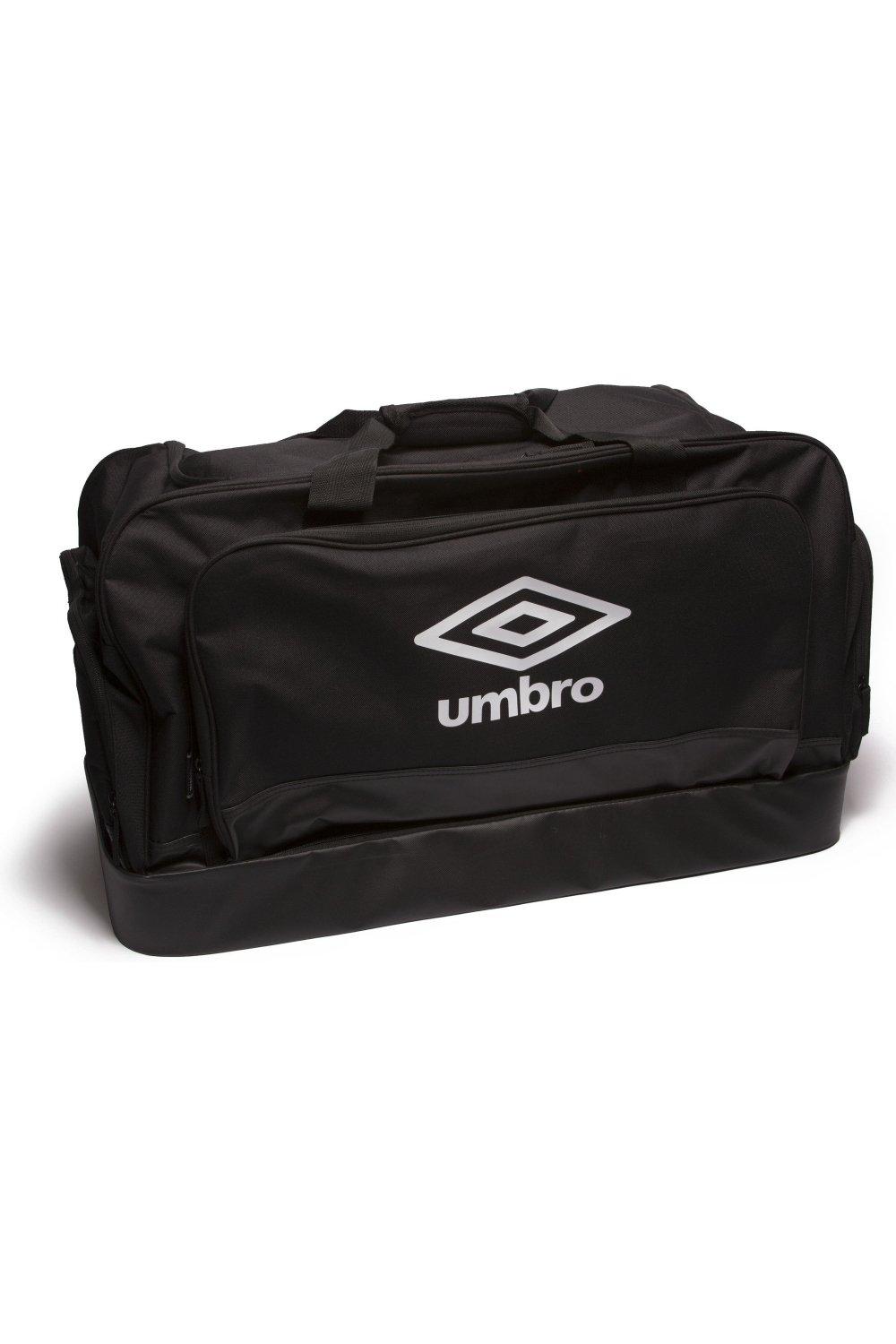 Sports Equipment | Umbro Travelling bag - Large Hard Based Holdall | Umbro