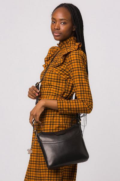 Conkca London Black 'Tamara' Leather Cross Body Bag