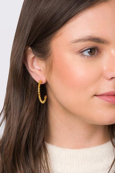 Pure Luxuries London Gold Gift Packaged 'Zofia' 18ct Gold Plated Sterling Silver Half Hoops