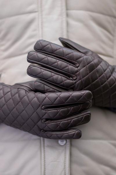 Lakeland Leather Brown 'Laura' Quilted Leather Gloves