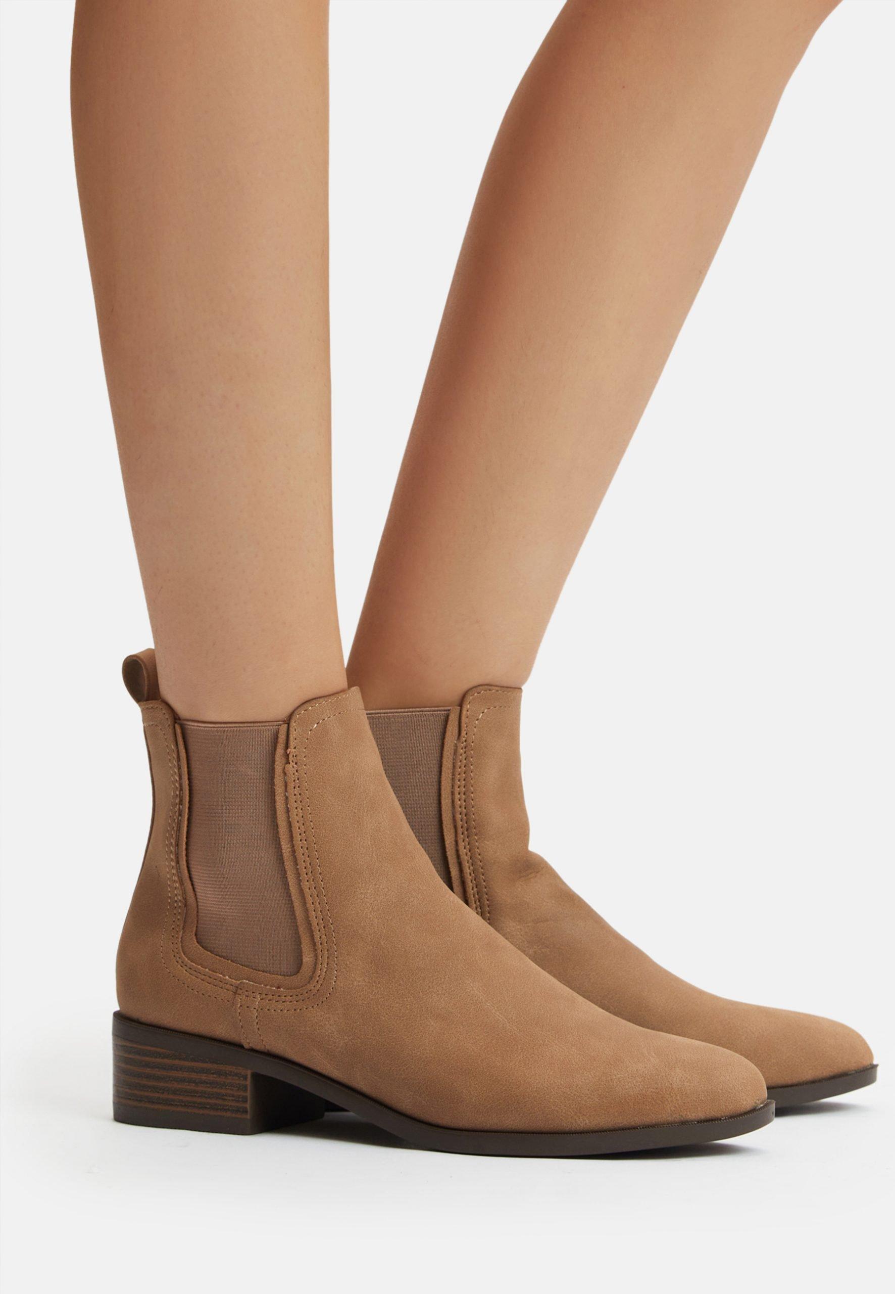 flat suede chelsea boots womens