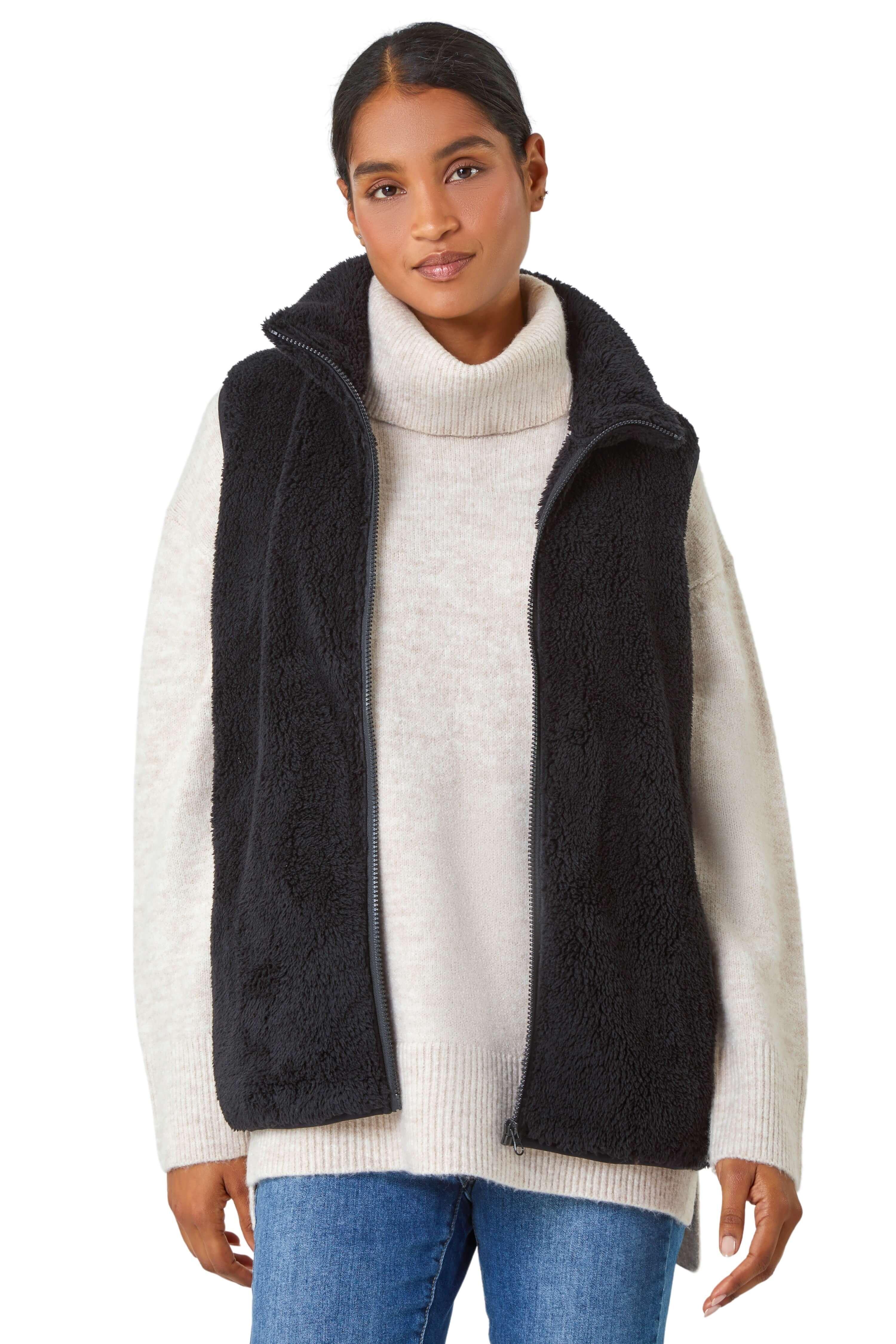 Jackets & Coats | Soft Sherpa Fleece Gilet | Roman