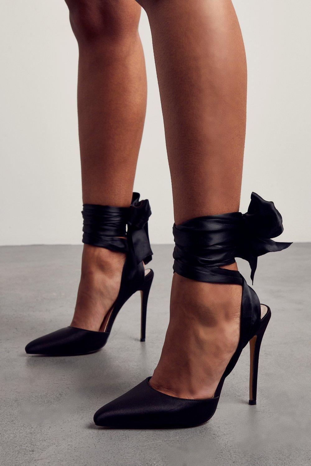 Black tie up hot sale stilettos