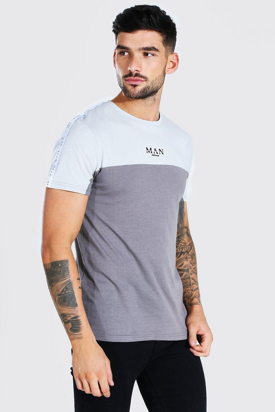 Dark grey MAN Roman T-shirt i muscle fit med blockfärger och kantband image number 1