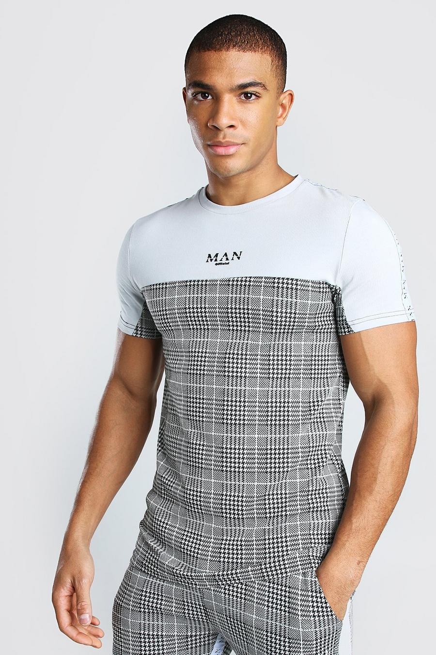 Black MAN Roman Muscle Fit Jacquard Tape T-Shirt image number 1