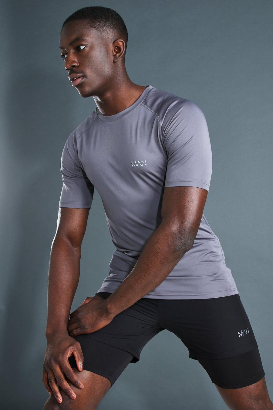 Charcoal grau MAN Active Raglan T-Shirt image number 1