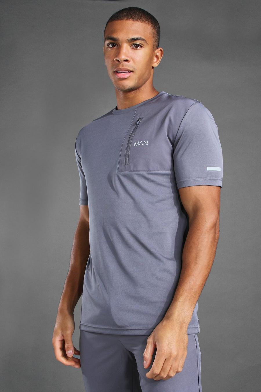 Charcoal MAN Active T-shirt i utilitystil med kontrastpaneler image number 1