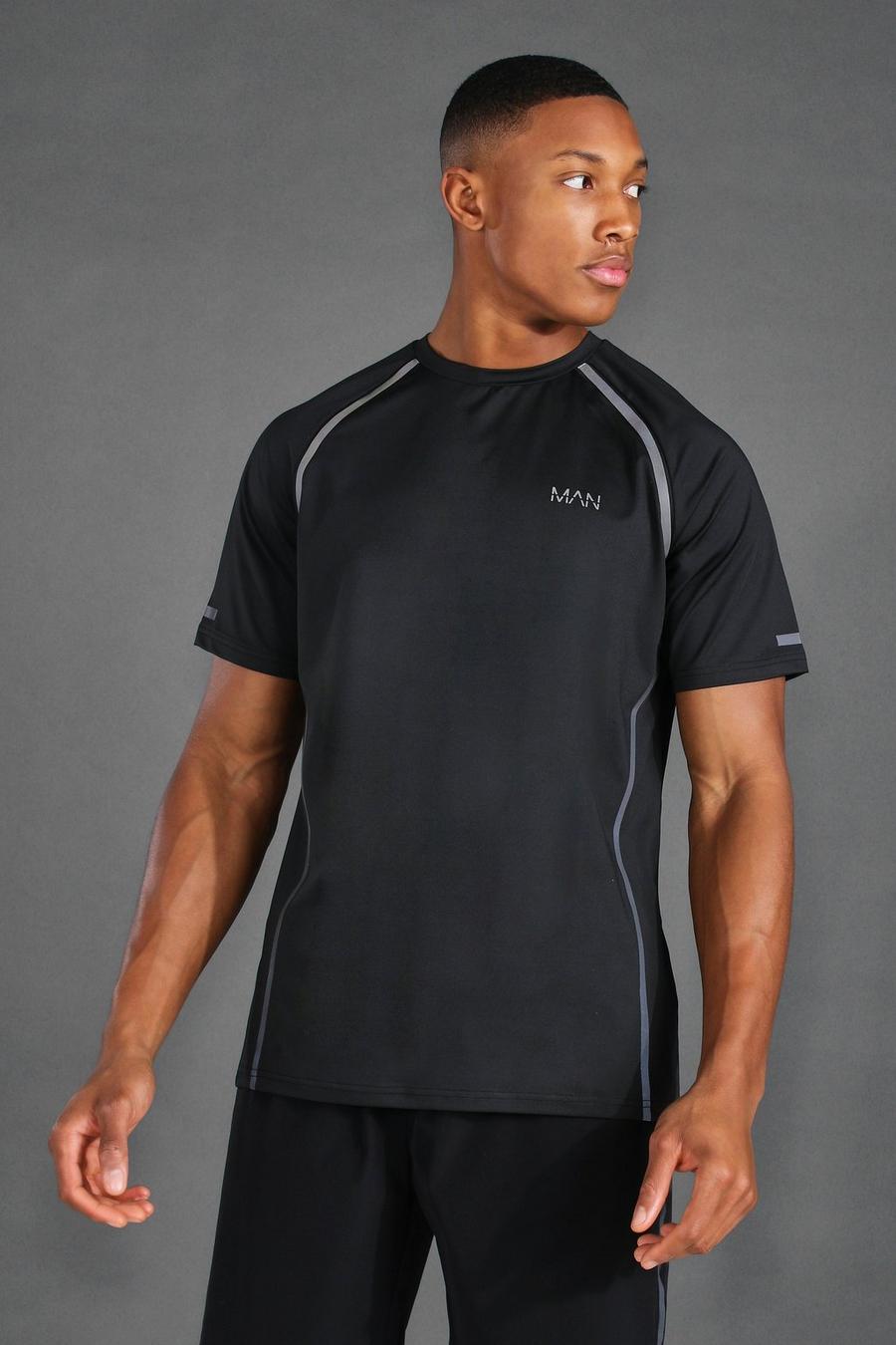 Black MAN Active T-shirt med raglanärm och reflexdetaljer image number 1