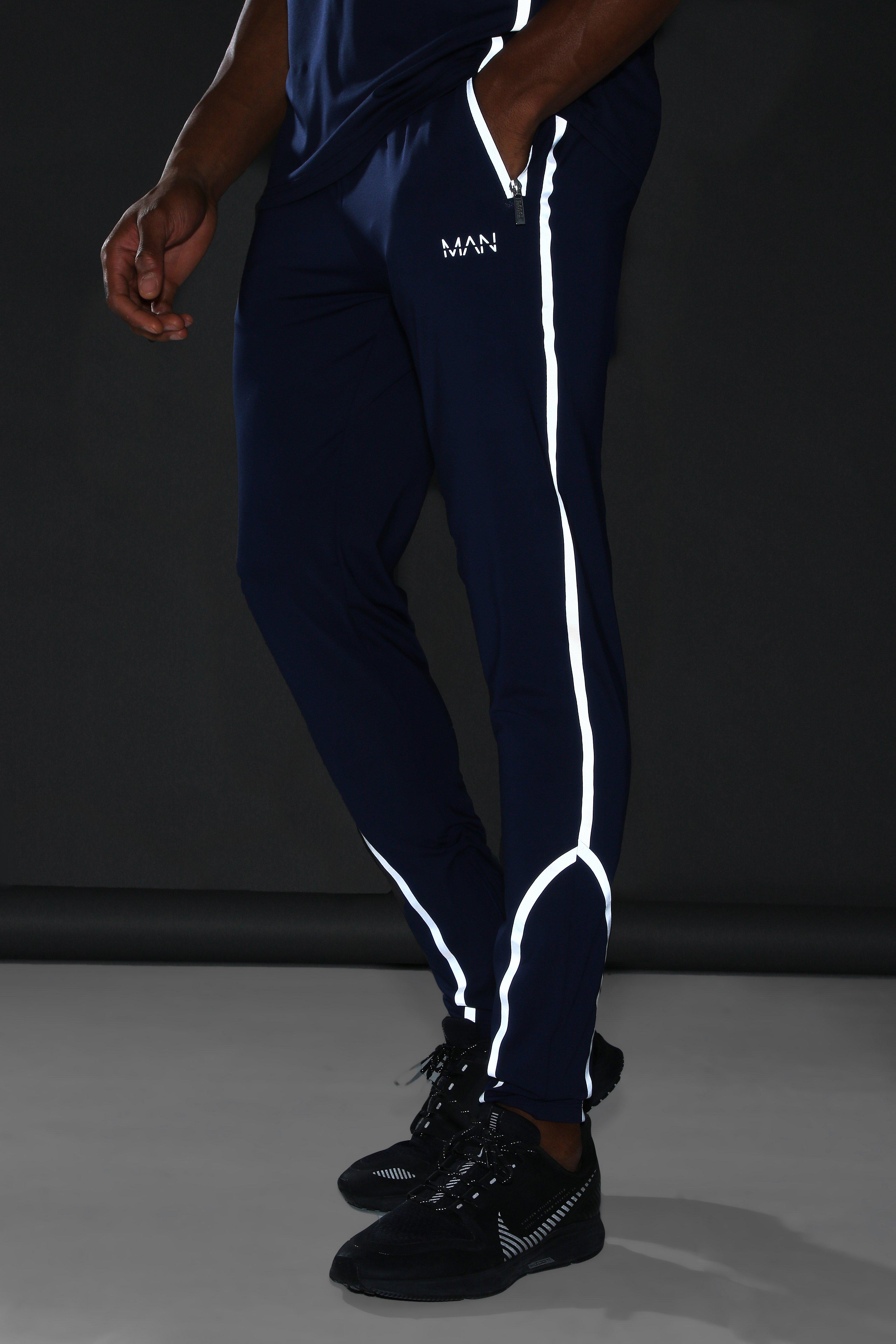 MAN Active Reflective Jogger boohoo IE
