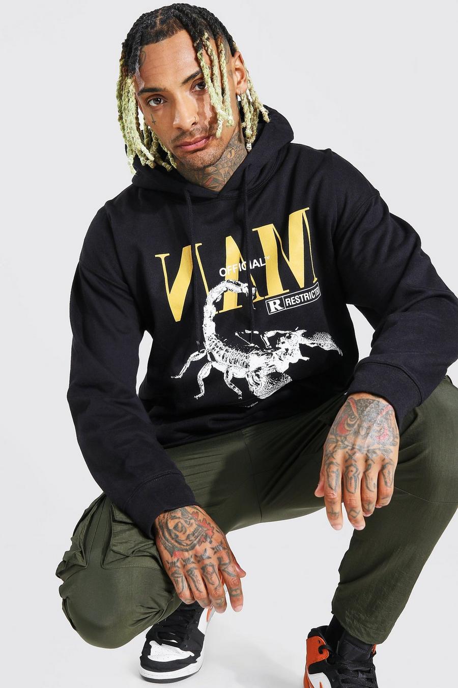 Black svart MAN Oversize hoodie med grafiskt tryck och skorpion image number 1