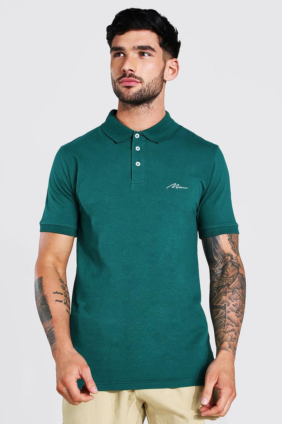 Poloshirt in Muscle Fit mit MAN-Schriftzug, Wald image number 1