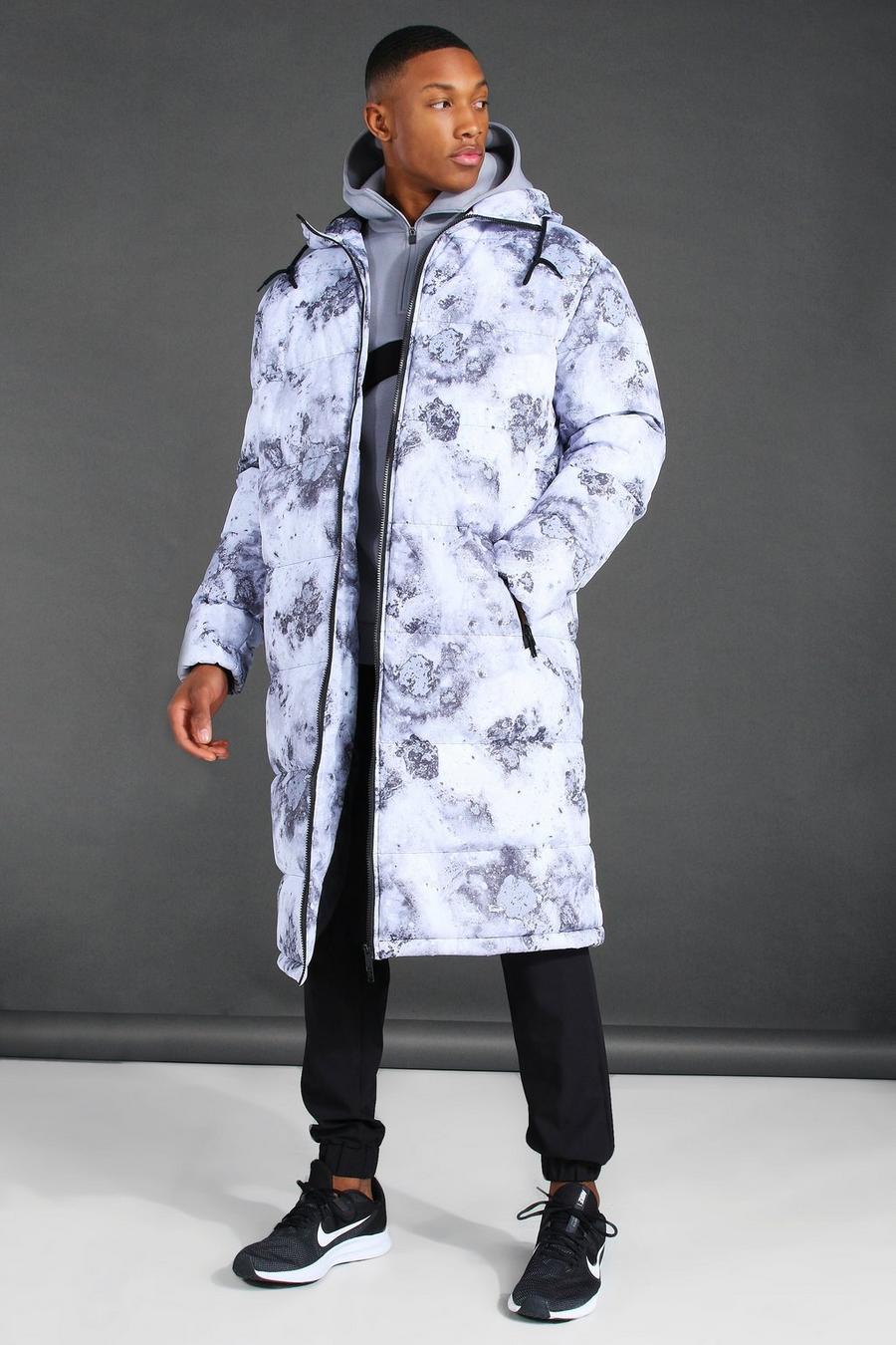 לבן מעיל פוף אוברסייז ספורטיבי בגזרה ארוכה עם הדפס בצבעי הסוואה MAN image number 1