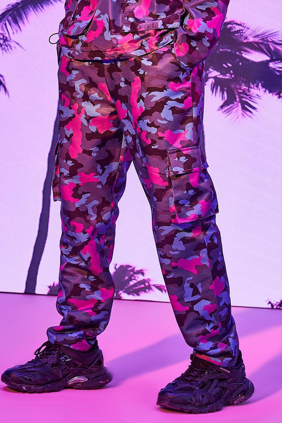 Pantalon camouflage à poches cargo image number 1