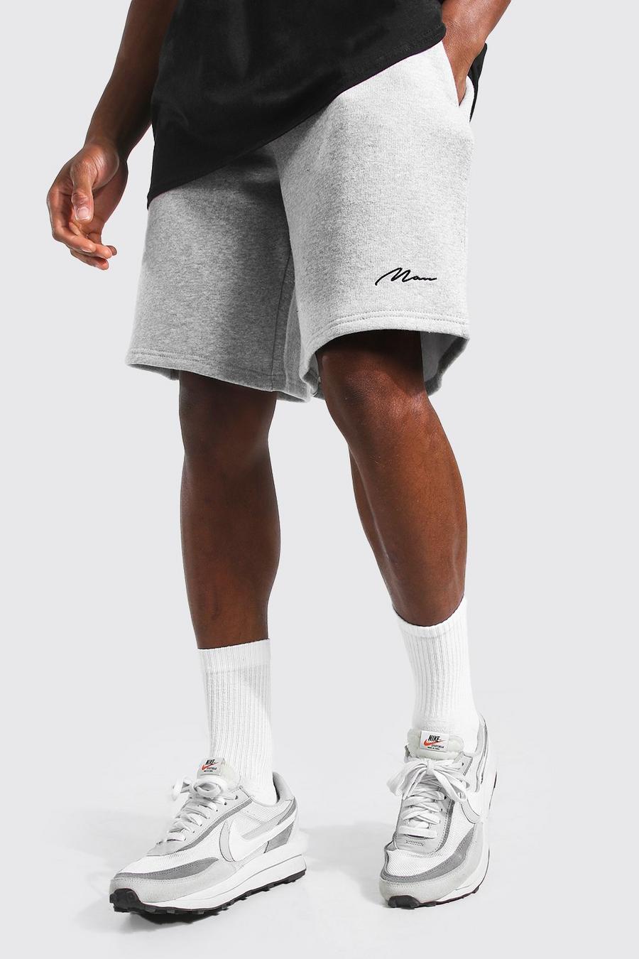 Mittellange, locker geschnittene Jersey-Short mit Man-Schriftzug, Grau meliert image number 1