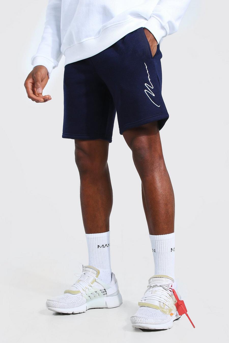 Pantalones cortos de punto bordados con firma Man, Azul marino image number 1