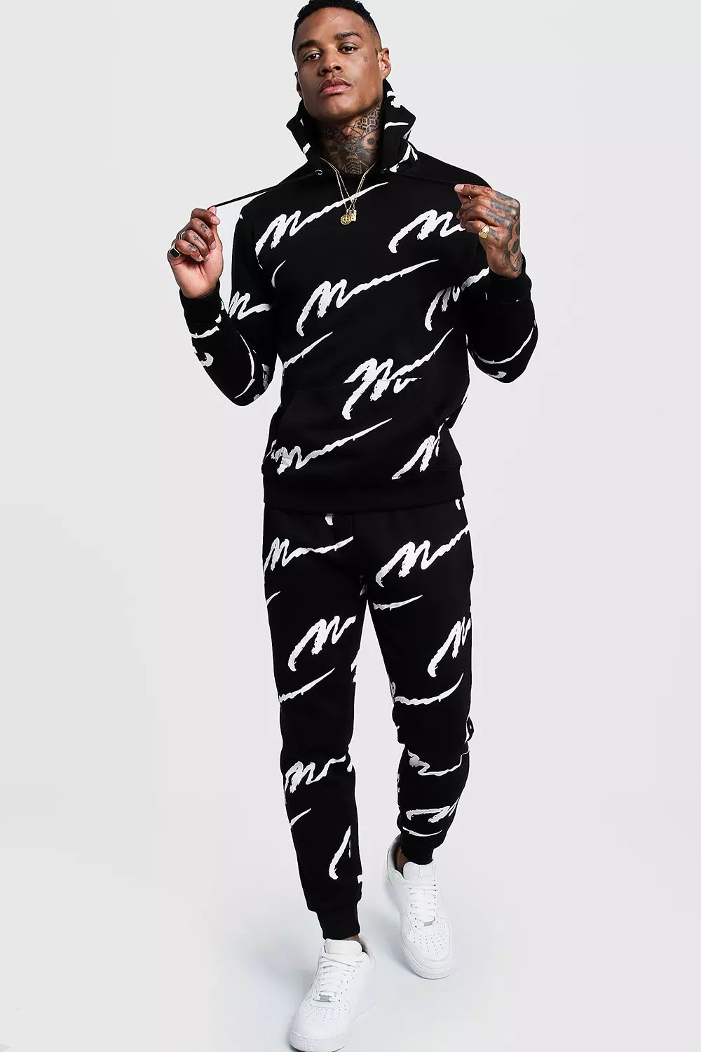 Man cheap printed tracksuit