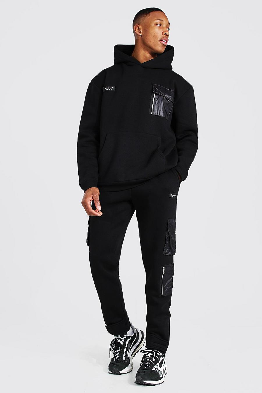 שחור חליפת טרנינג אוברסייז בסגנון שימושי עם כיתוב Official Man image number 1