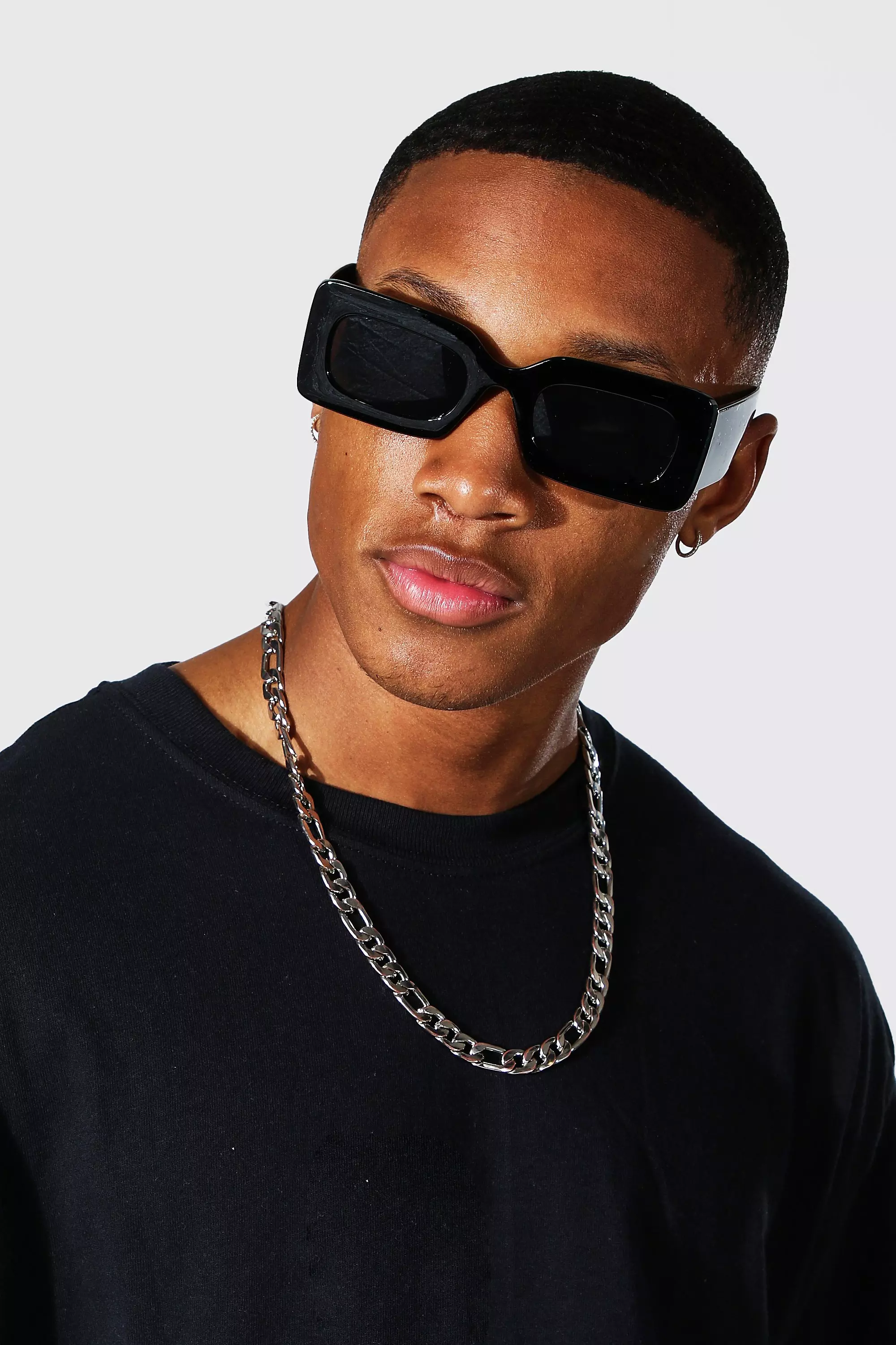 Sunglasses black frame online