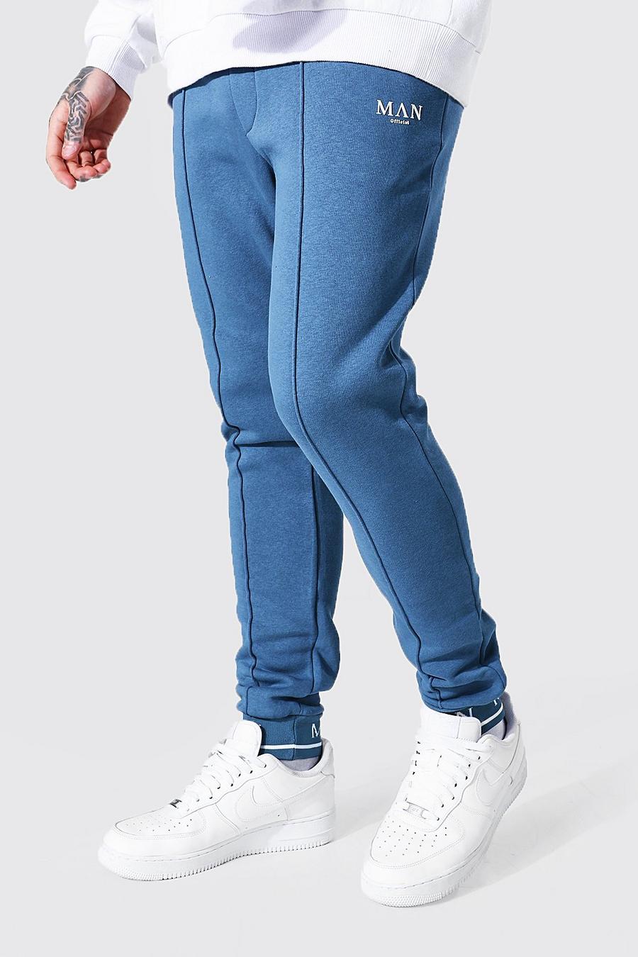 כחול מכנסי ריצה סקיני עם קפל חפתים והדפס Man בפונט Roman image number 1