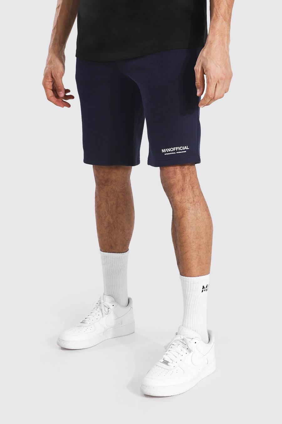Pantalones cortos de punto medio en cintura Official MAN Tall, Azul marino image number 1