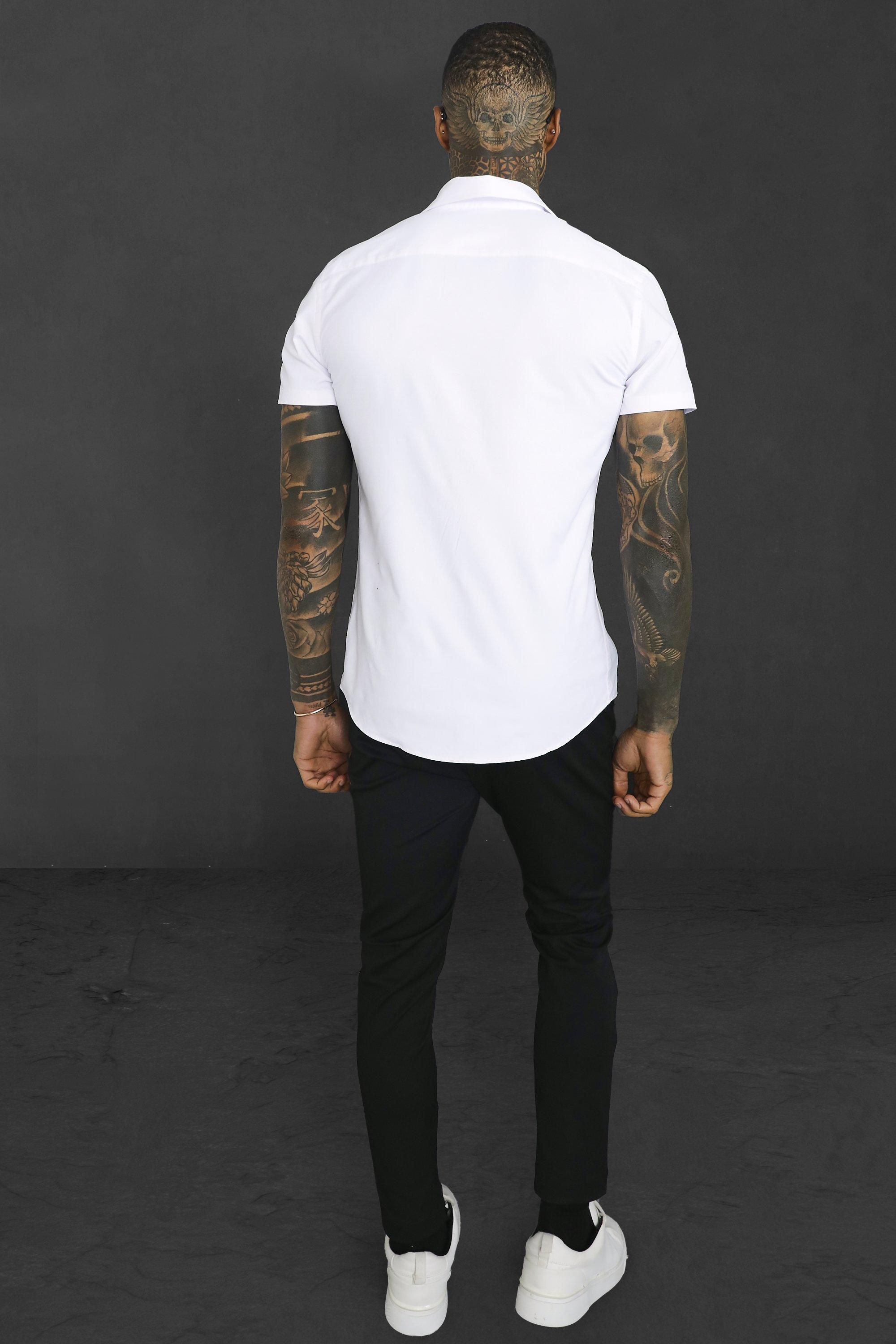 White short sleeve hot sale shirt muscle fit