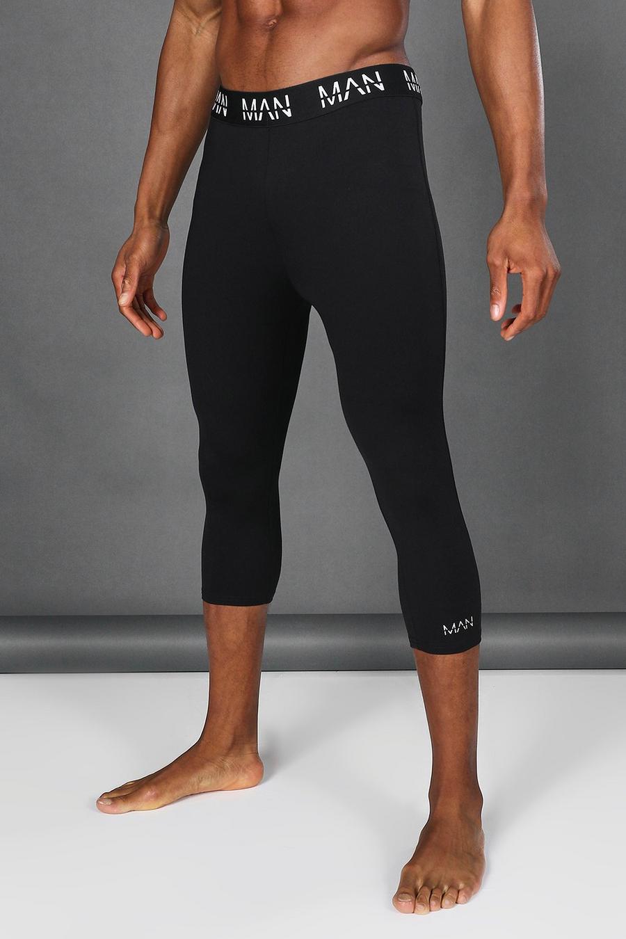 Black Man Active Driekwarts Yoga Leggings image number 1
