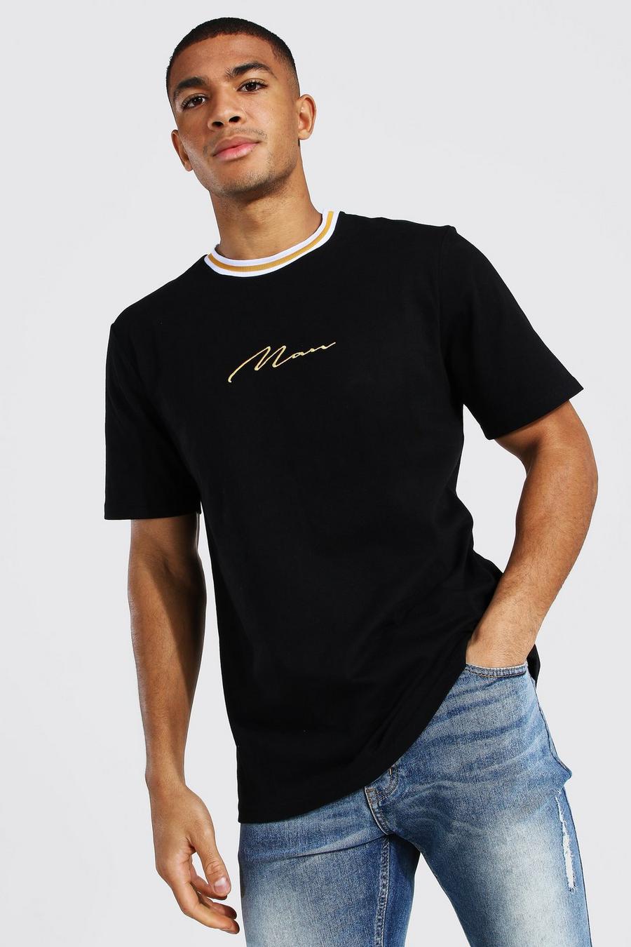 Camiseta con cuello de canalé deportiva de la firma MAN, Negro image number 1