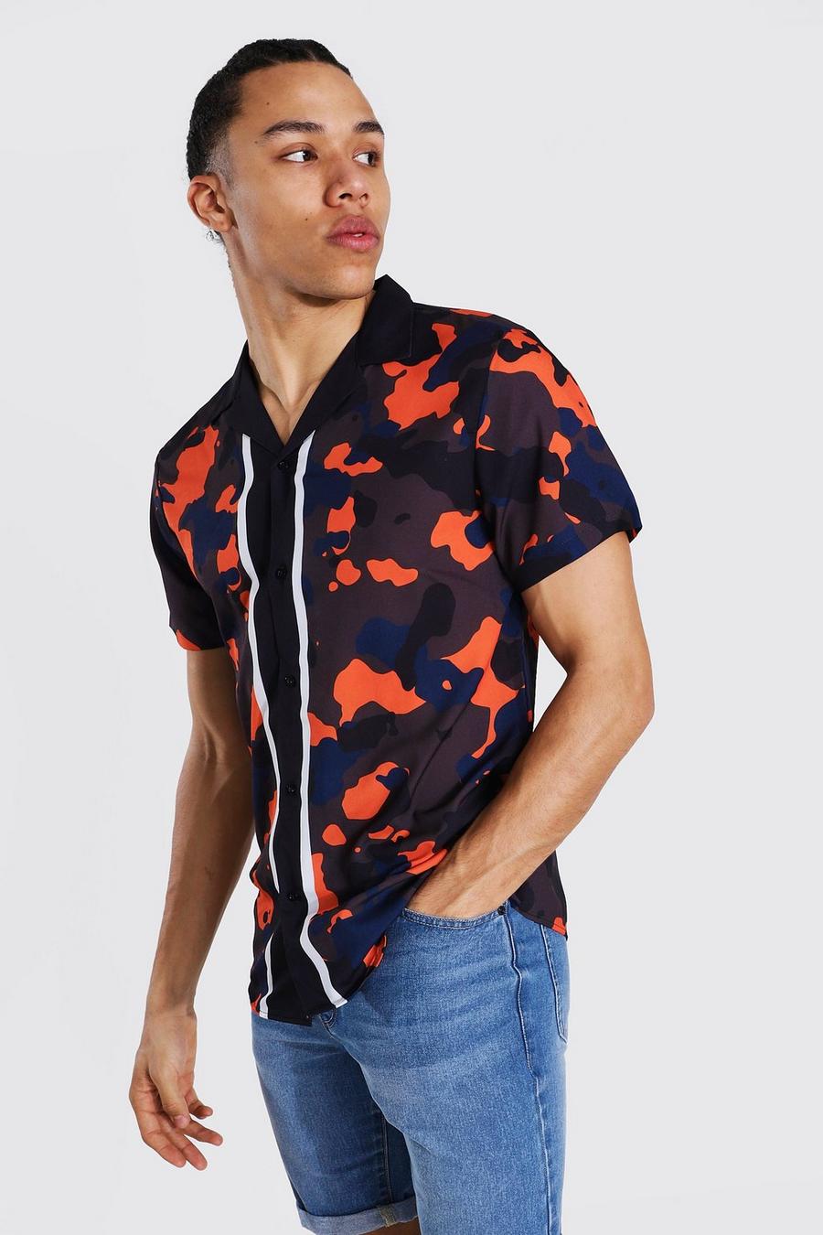 Orange Tall - Kortärmad kamouflagemönstrad skjorta med bowlingkrage image number 1