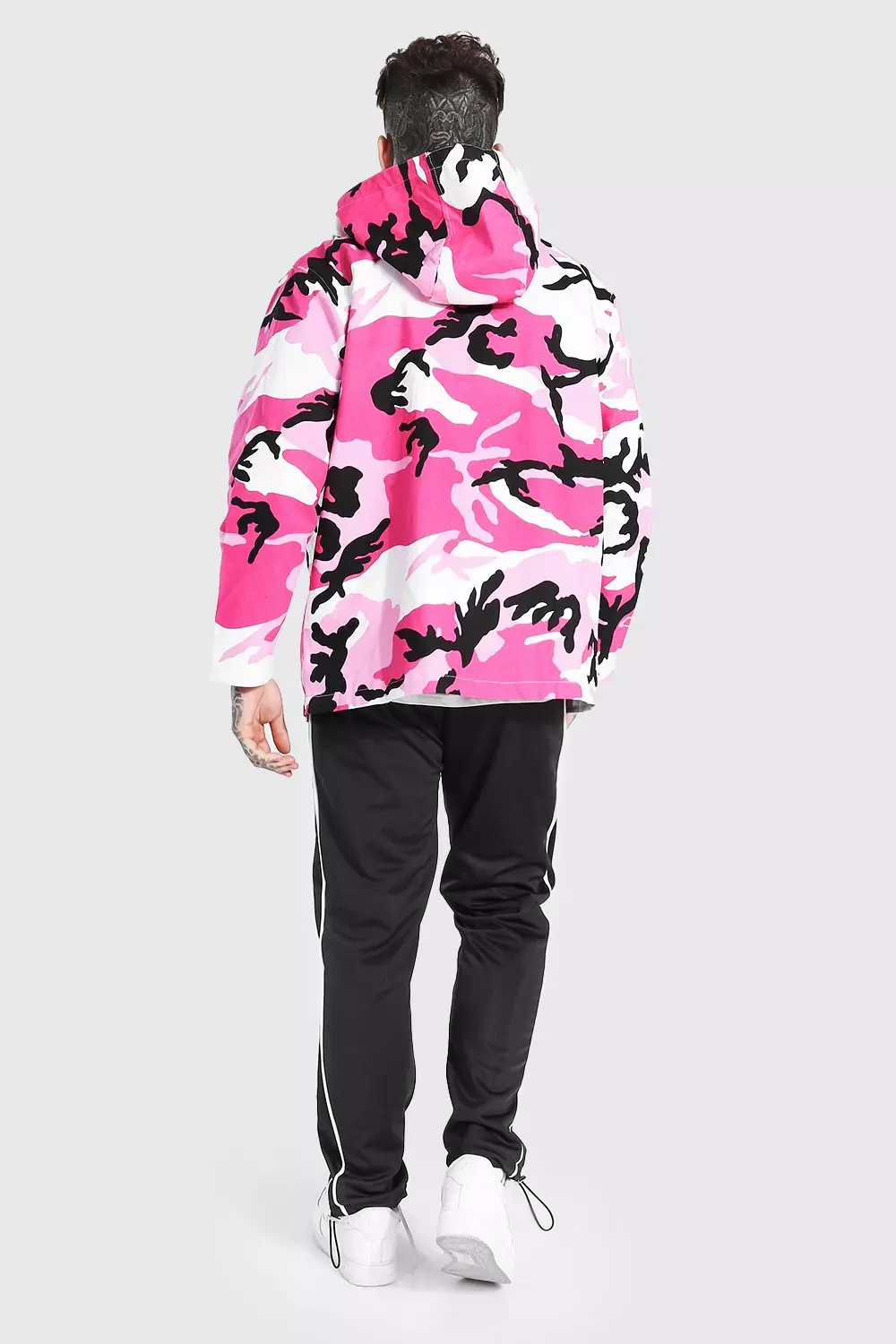 Pink camo outlet jacket mens