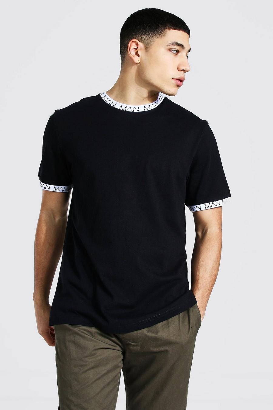 T-Shirt mit Ringerausschnitt und Original Man-Schriftzug in Kontrastfarben, Schwarz image number 1