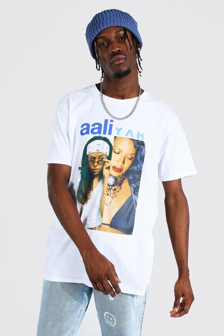 לבן טישרט אוברסייז עם הדפס תמונה חצויה ממותגת של Aaliyah image number 1