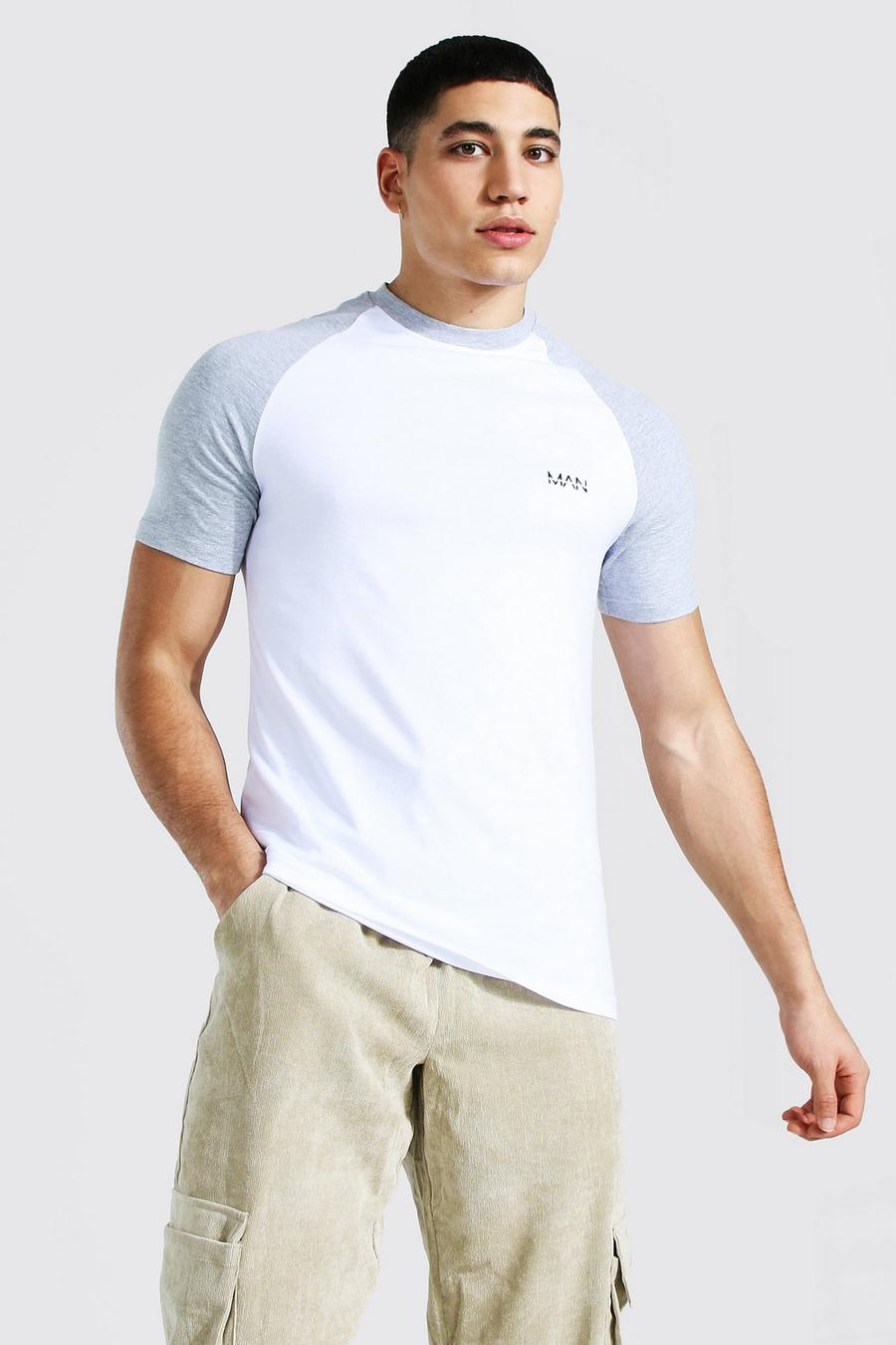 Muscle Fit T-Shirt mit Original Man-Print und Raglanärmeln, Grau meliert image number 1