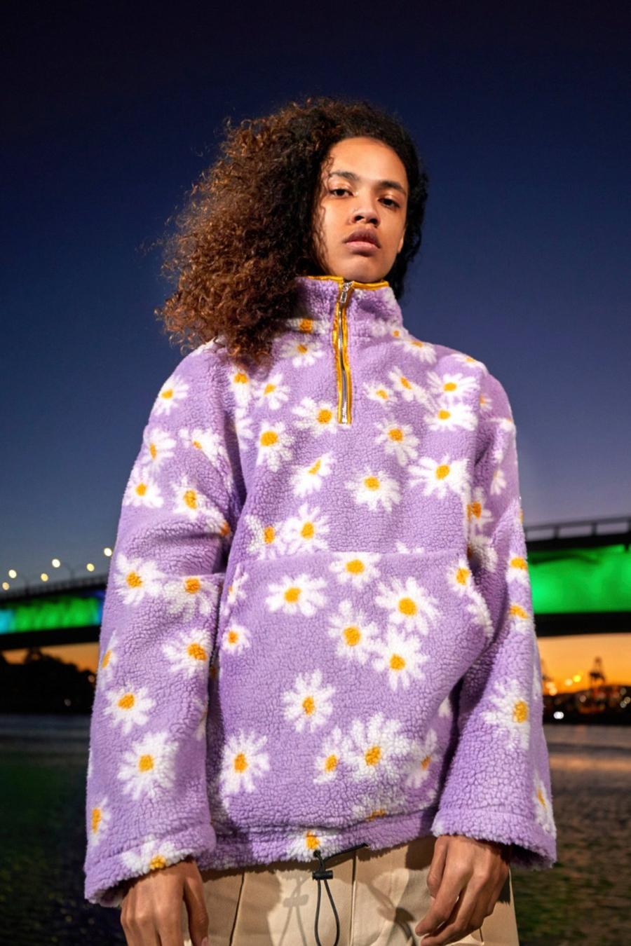 Lilac Blommig oversize tröja i teddyfleece med hög krage och dragkedja image number 1