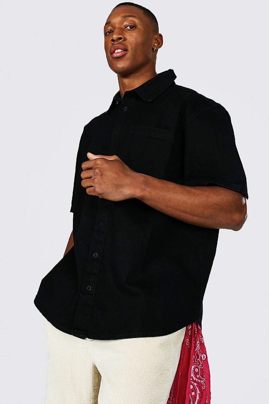 True black Oversize kortärmad jeansskjorta i rigid denim image number 1