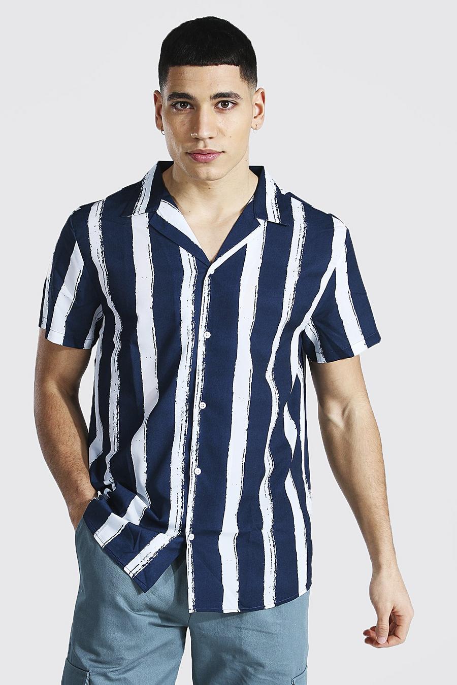Camisa con cuello de solapa y manga corta a rayas, Azul marino image number 1