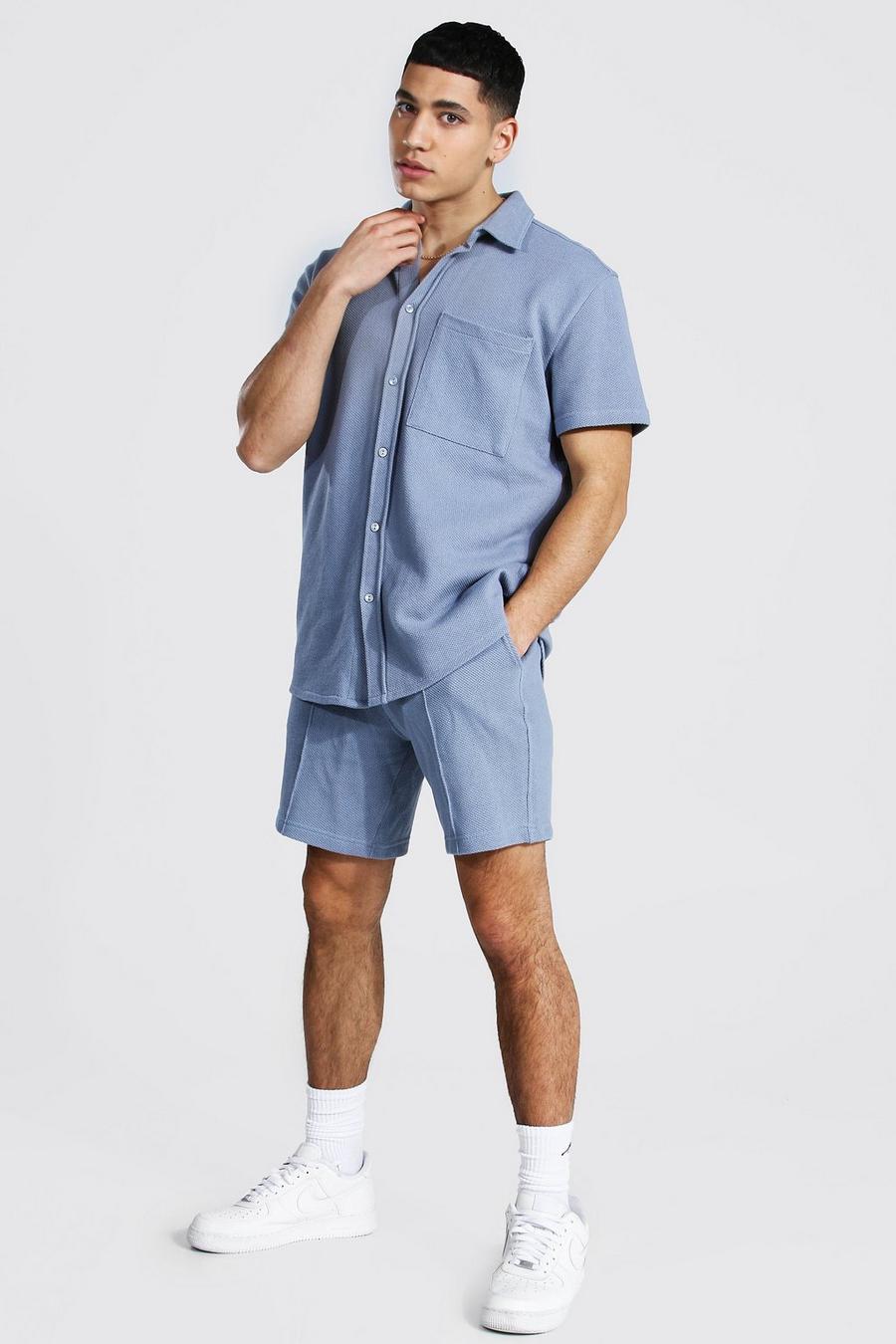 Kurzärmliges Piqué-Shirt mit Reverskragen und Shorts, Puderblau image number 1