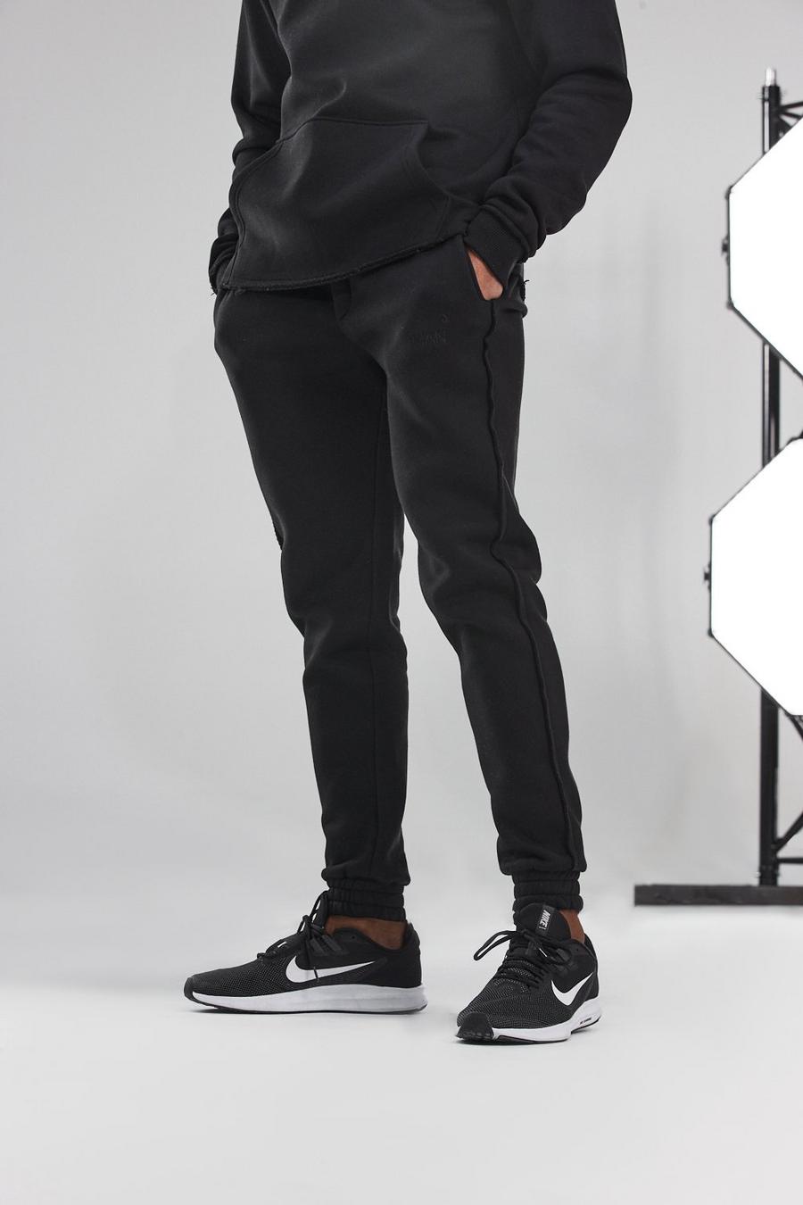 Black Man Active Skinny Jogger With Raw Edge image number 1